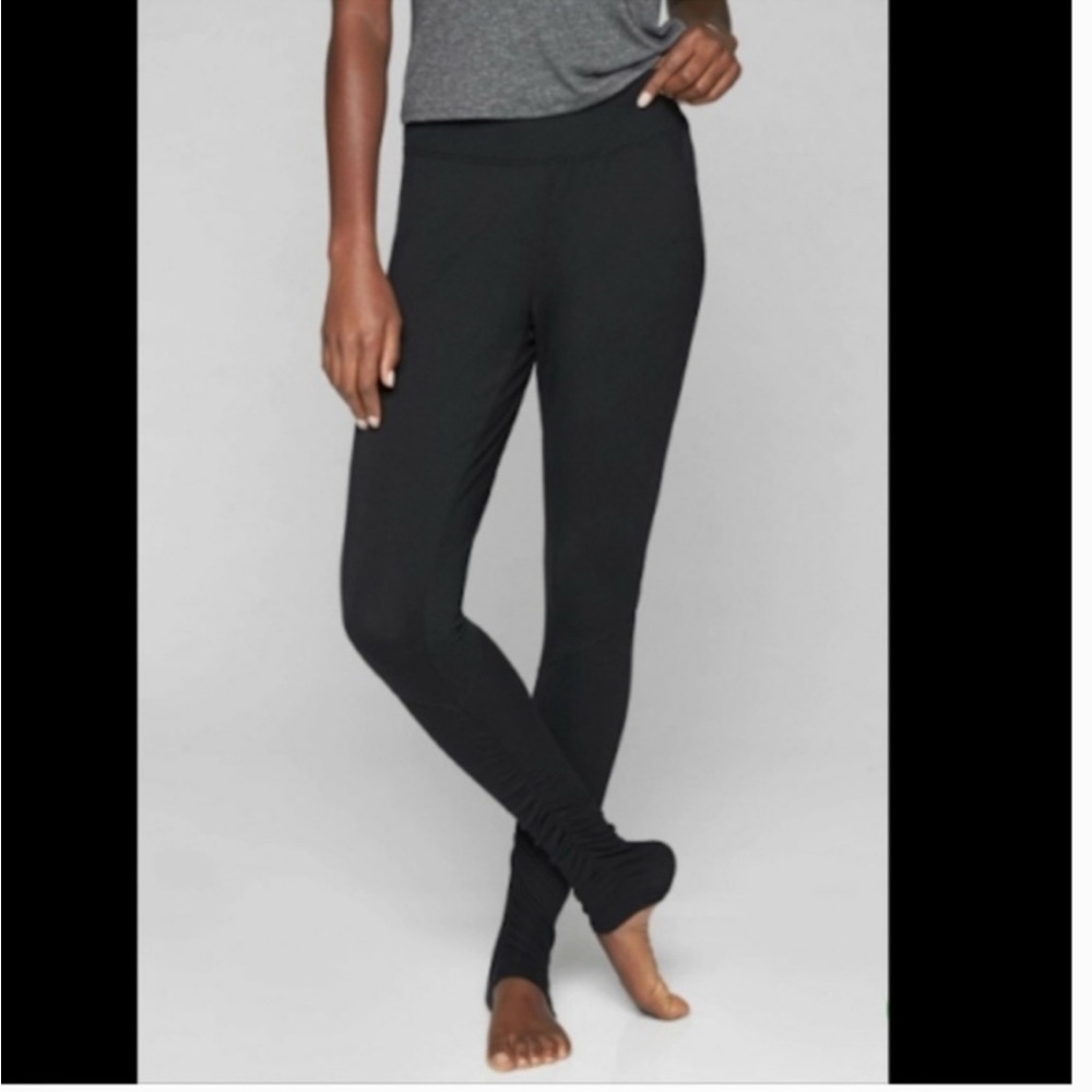 Athleta Restore Slim Ruched Pant in Black